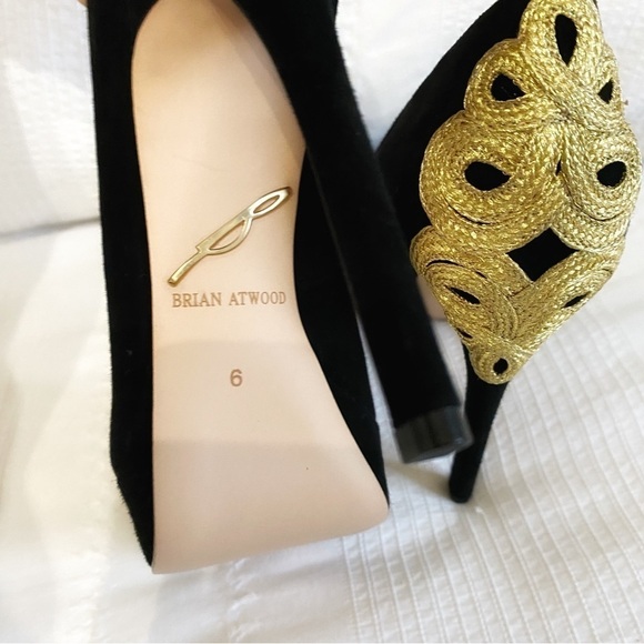NWT BRIAN ATWOOD B-RAJA BLACK GOLD EMBROIDERED SUEDE PEEP TOE HEELS - 9 - Picture 10 of 10